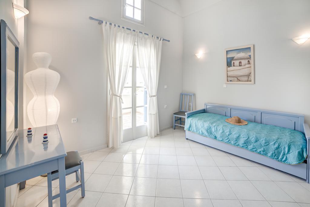 โมโนลิเทีย Apartment คามารี ภายนอก รูปภาพ