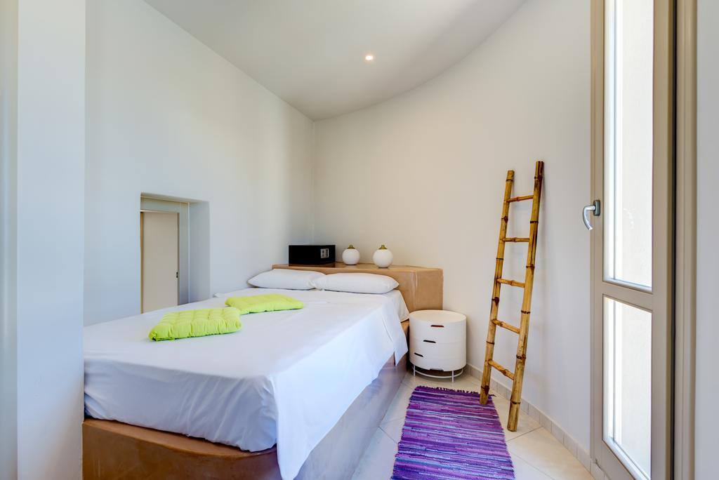 โมโนลิเทีย Apartment คามารี ภายนอก รูปภาพ